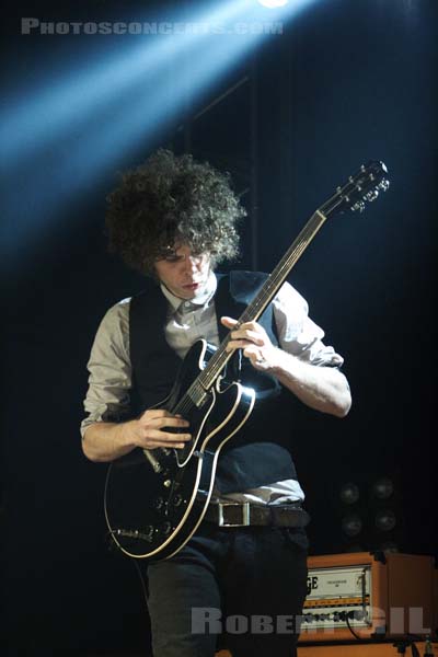 WOLFMOTHER - 2006-11-17 - PARIS - Elysee Montmartre - 